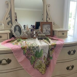 Vintage Beautiful Grapevine Pure Silk Scarf